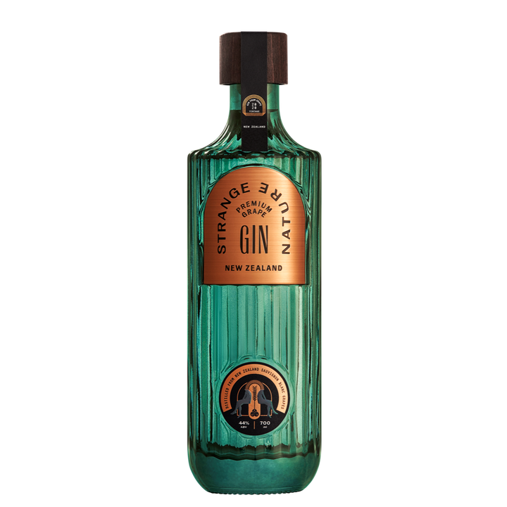Strange Nature Premium Grape Gin 44% 0.7L